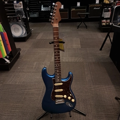 Fender Rosewood Neck American Pro Strat